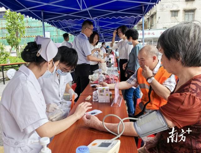 IM电竞民生福祉提标扩面家门口就有好学校好医院｜“百千万工程”看高明④(图4)