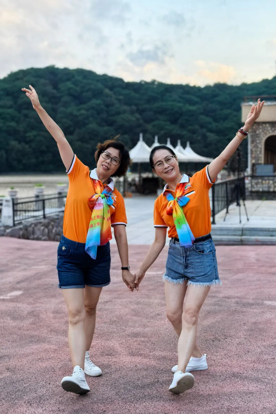 江南来了十姐妹（二）——2024“江南十姐妹”彩丝带振国长白山养生谷健康游学营之行纪实（二）(图6)