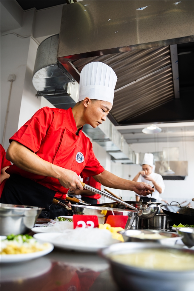 中餐出海新浪潮：50名蜀师将扬帆海外传播川派美食文化(图2)